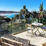 Sweeping Ocean Views - Bondi Beach 2 Bed + Parking