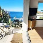 Sweeping Ocean Views - Bondi Beach 2 Bed + Parking