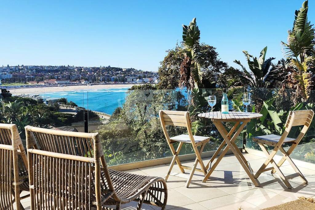 Sweeping Ocean Views - Bondi 2 Bed + Parking Sydney