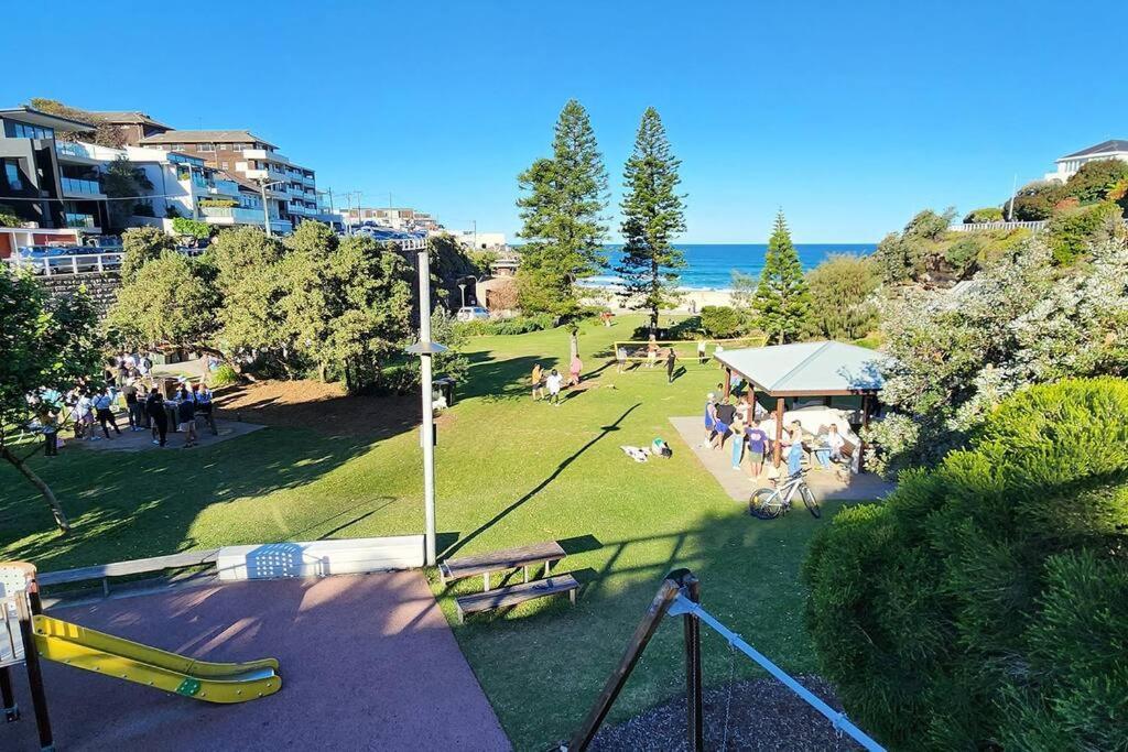 Apartment Sweeping Ocean Views - Bondi 2 Bed + Parking Sydney